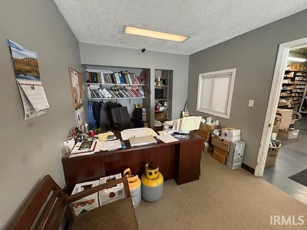$249,000 | 2465 Old Highway 60 West, Mitchell, IN 47446