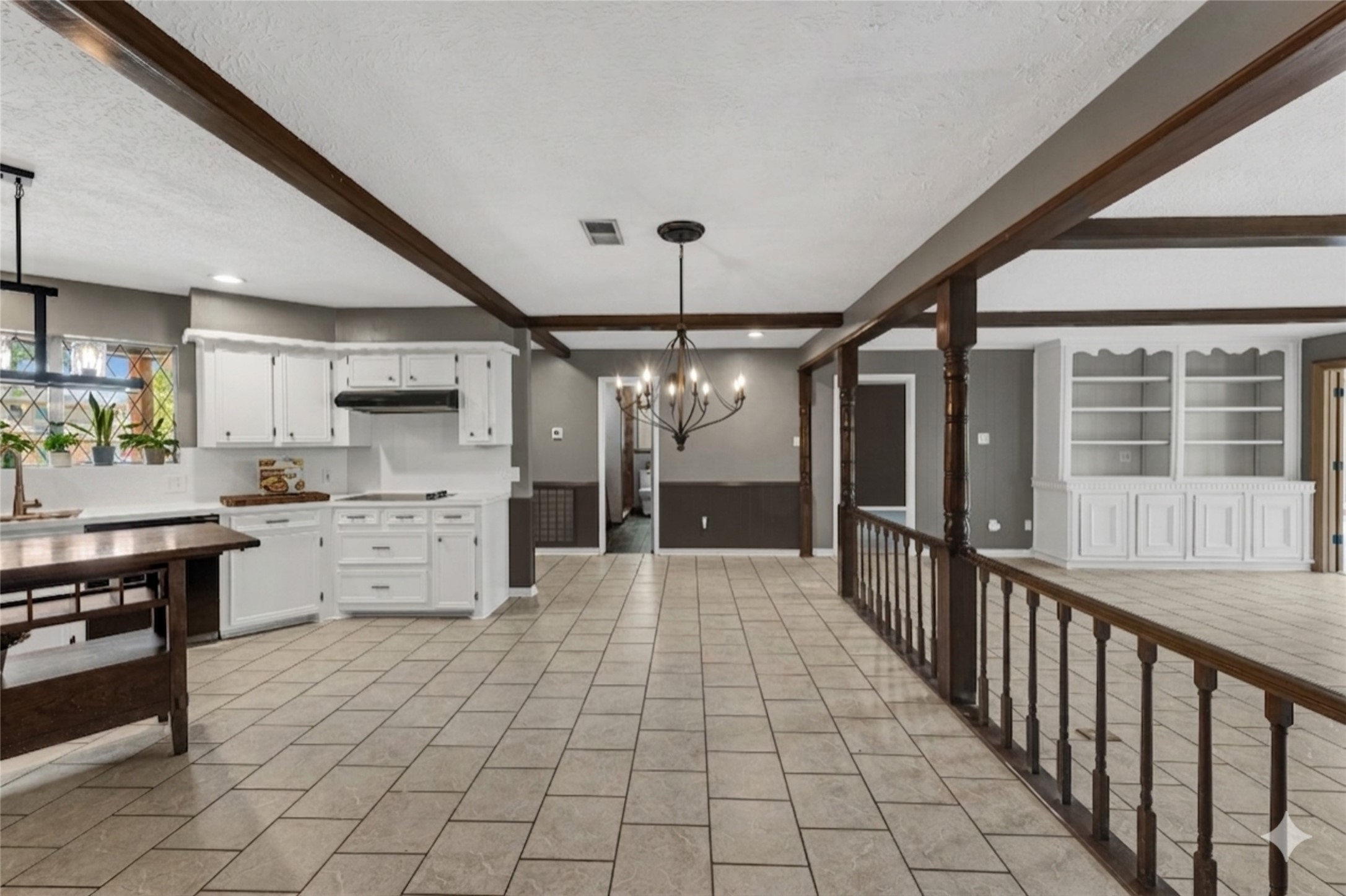622 South Rivershire Drive Conroe, TX 77304 - Photo 12 of 25 Dining area