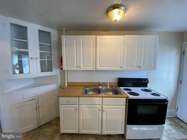 $1,150 | 154 South Hanover Street, Unit 2, Carlisle, PA 17013