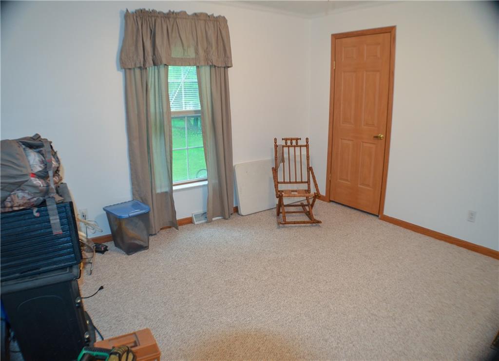 258 Community Park Road Vandergrift, PA 15690 - Photo 20 of 25 Gallery Image 20