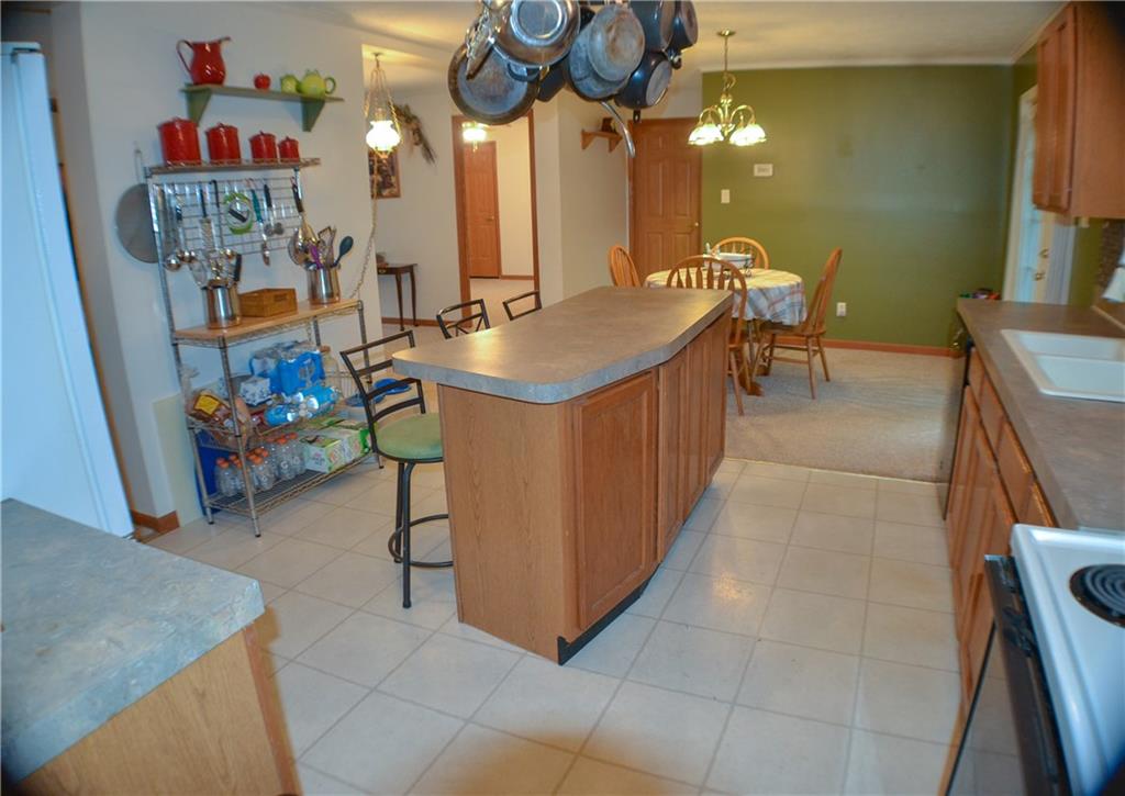 258 Community Park Road Vandergrift, PA 15690 - Photo 7 of 25 Gallery Image 7