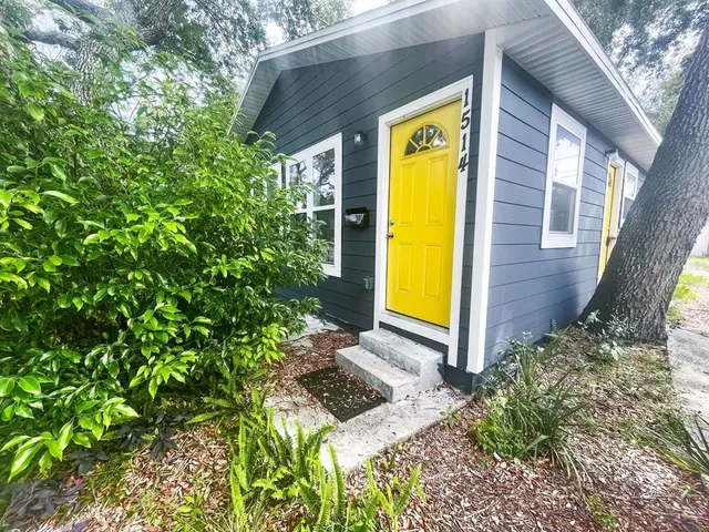 $1,250 | 1514 38th Avenue North, St. Petersburg, FL 33704