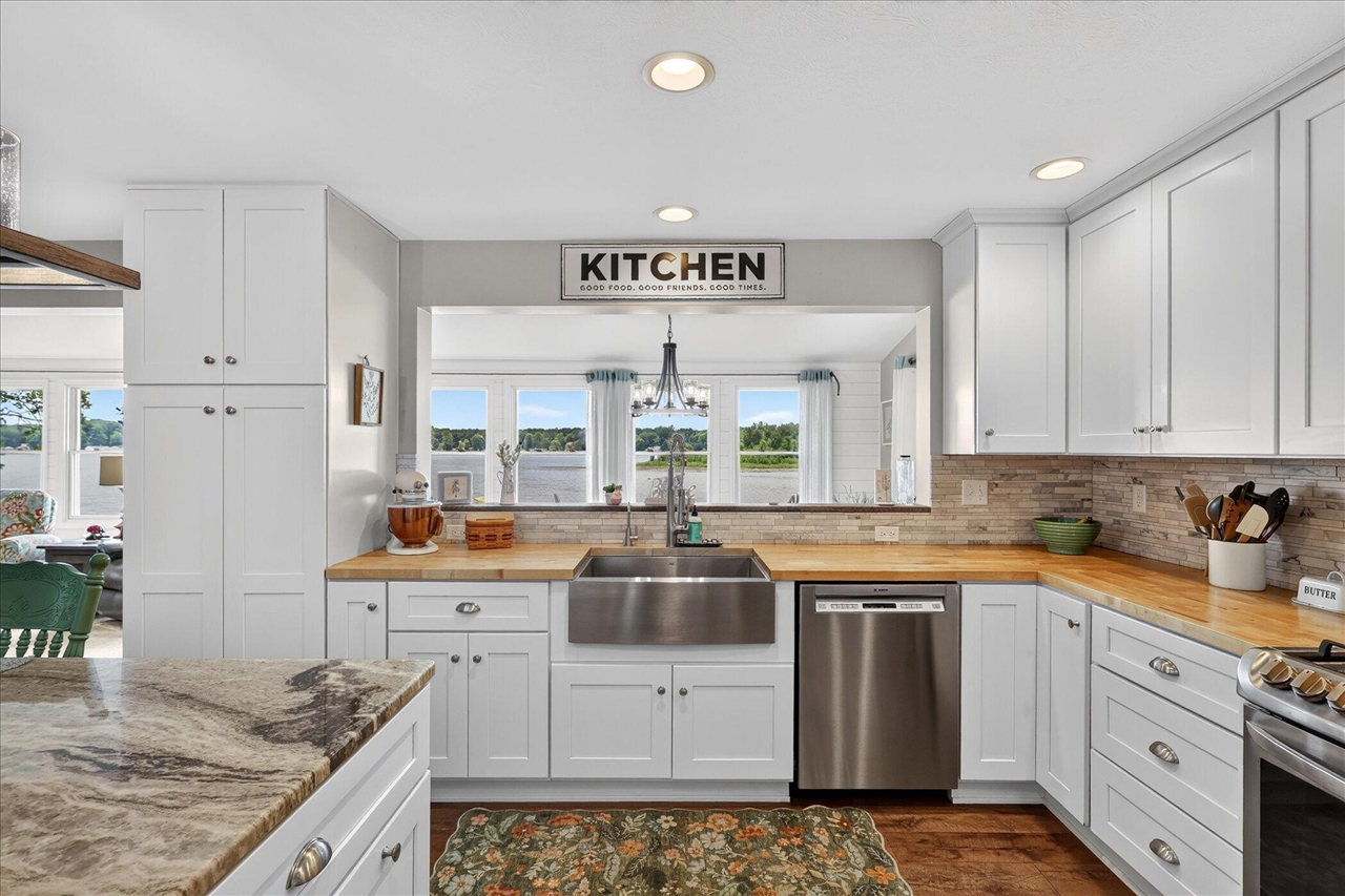 1630 South Colonel Point Drive Crystal, MI 48818 - Photo 14 of 64