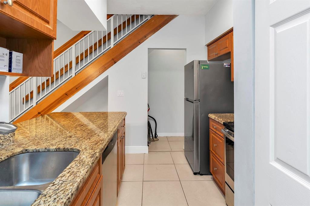 18352 Northwest 68th Avenue, Unit M Hialeah, FL 33015 - Photo 17 of 28 a view of entryway