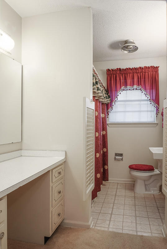 119 Lytle Road Rossville, GA 30741 - Photo 13 of 24 Full Bathroom