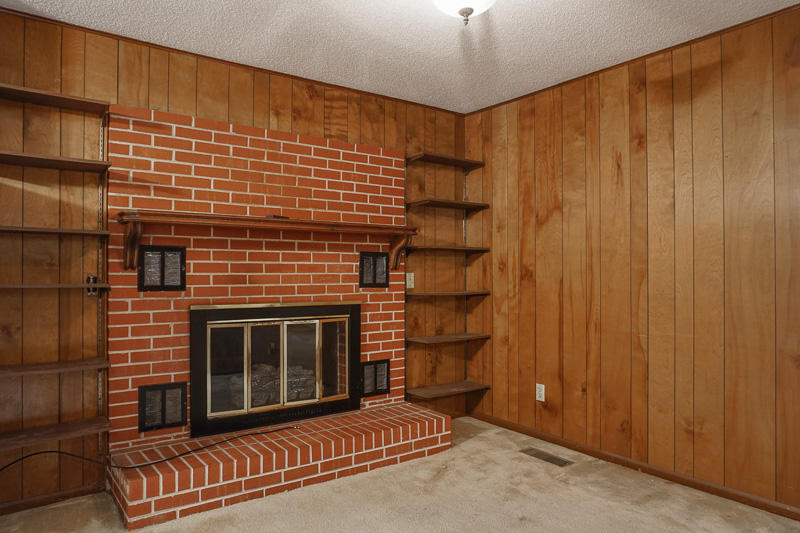 119 Lytle Road Rossville, GA 30741 - Photo 3 of 24 Keeping Room