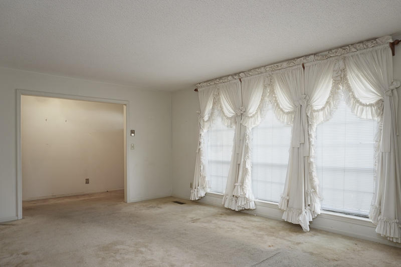 119 Lytle Road Rossville, GA 30741 - Photo 7 of 24 Living Room