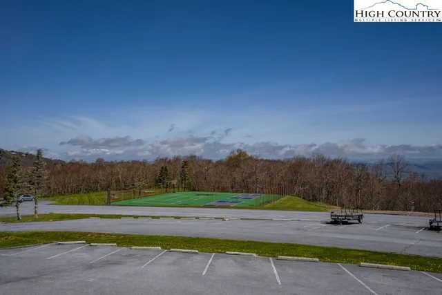 a view of a tennis court