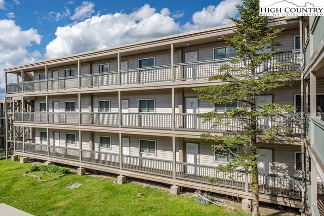 a large building with a yard