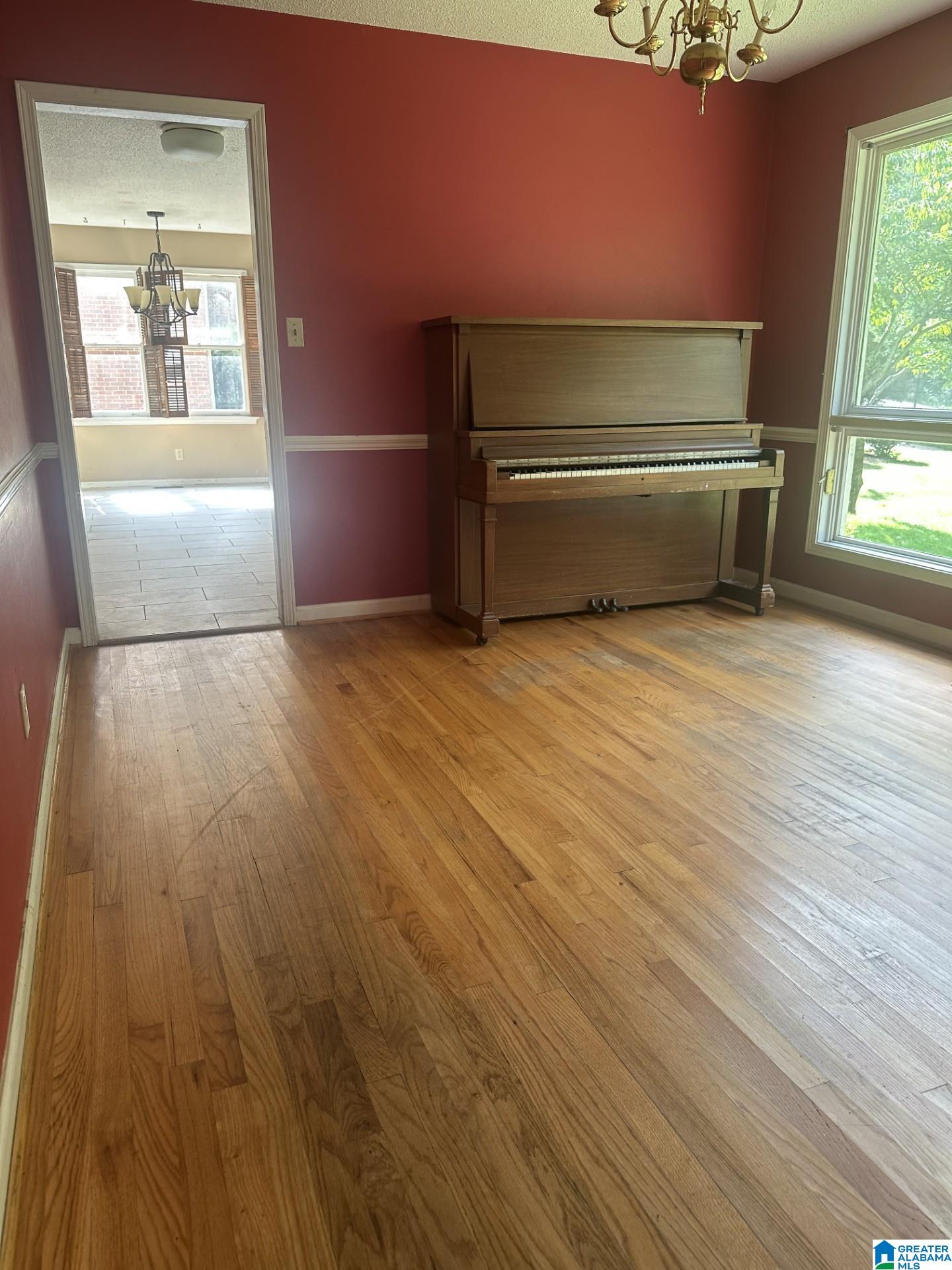 2278 Tyler Road Birmingham, AL 35226 - Photo 8 of 34