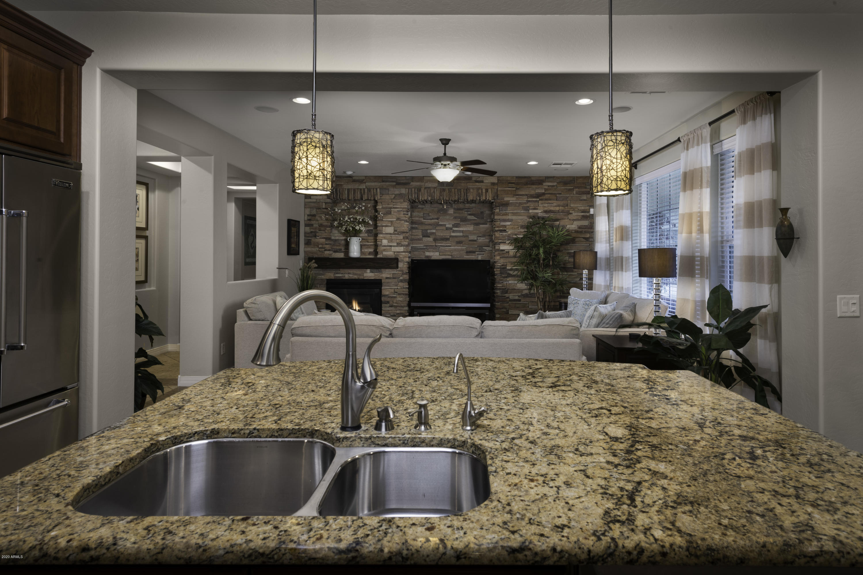 3641 East Weather Vane Road Gilbert, AZ 85296 - Photo 23 of 50 Kitchen Center Island