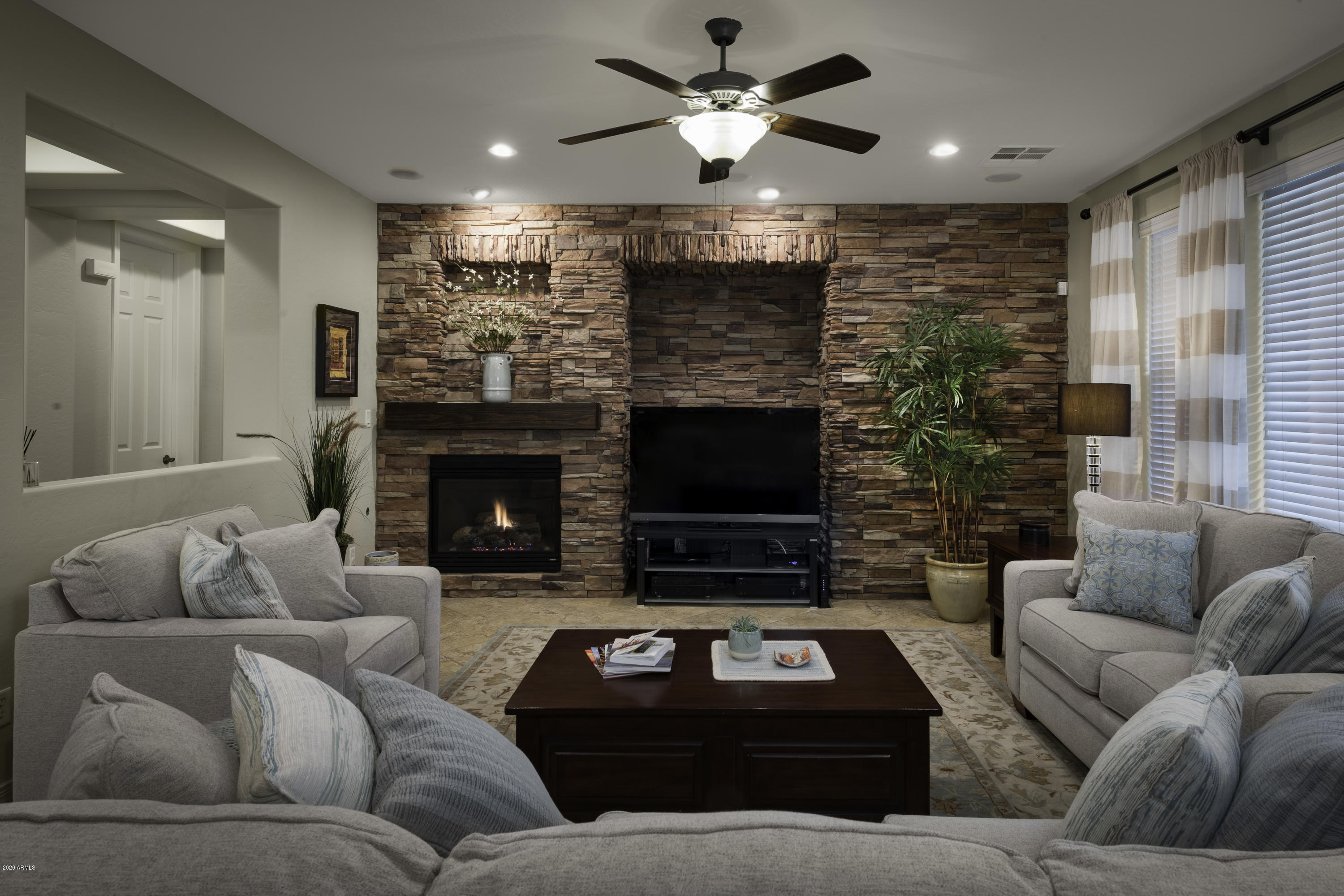 3641 East Weather Vane Road Gilbert, AZ 85296 - Photo 27 of 50 Living Room Entry View