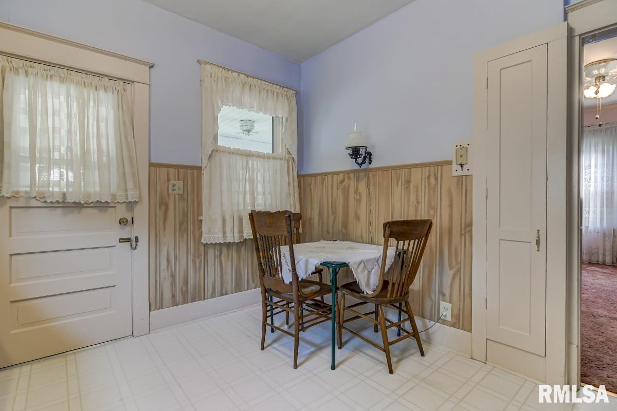 548 South State Street Springfield, IL 62704 - Photo 12 of 36