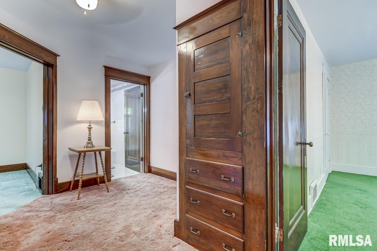 548 South State Street Springfield, IL 62704 - Photo 13 of 36