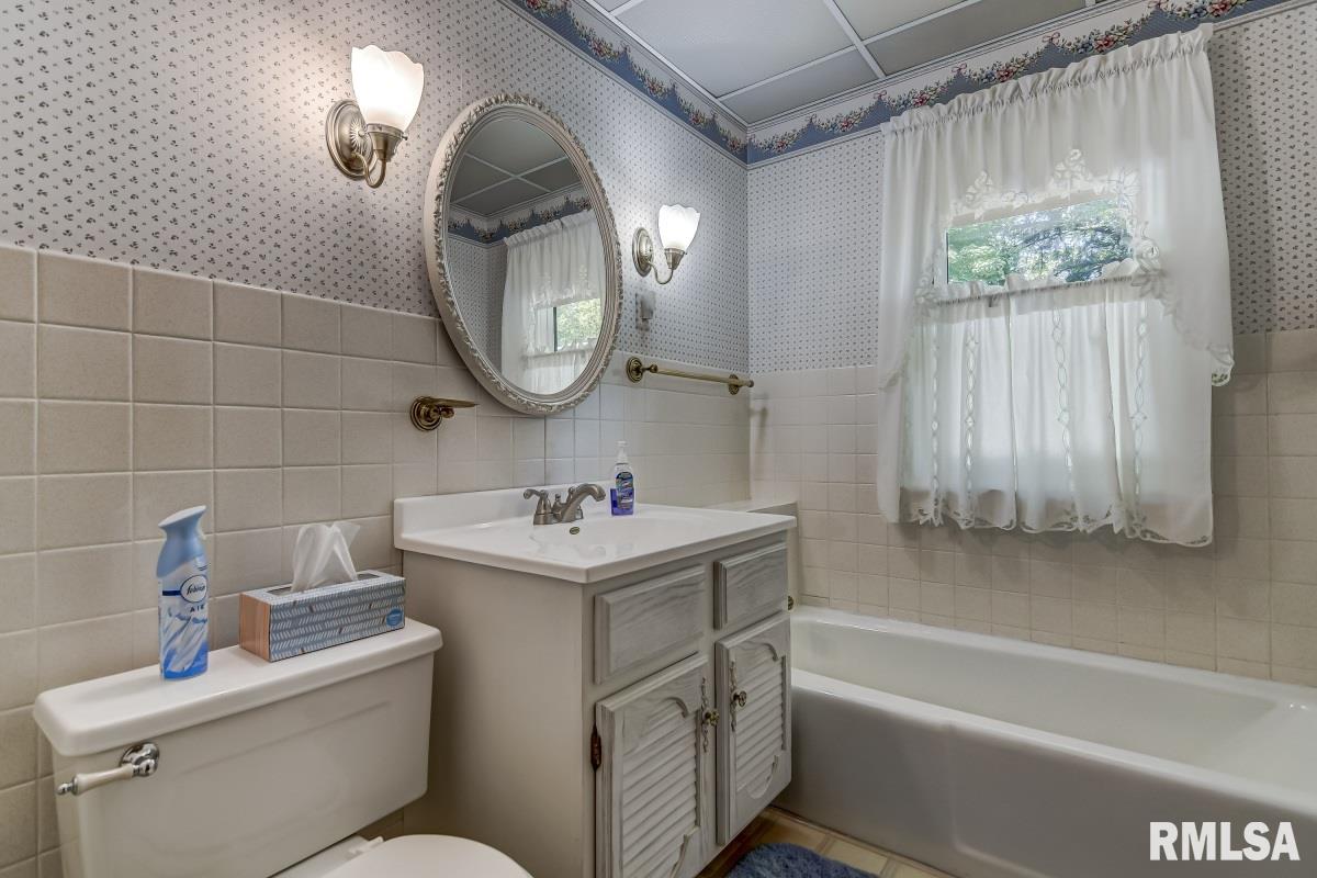 548 South State Street Springfield, IL 62704 - Photo 24 of 36