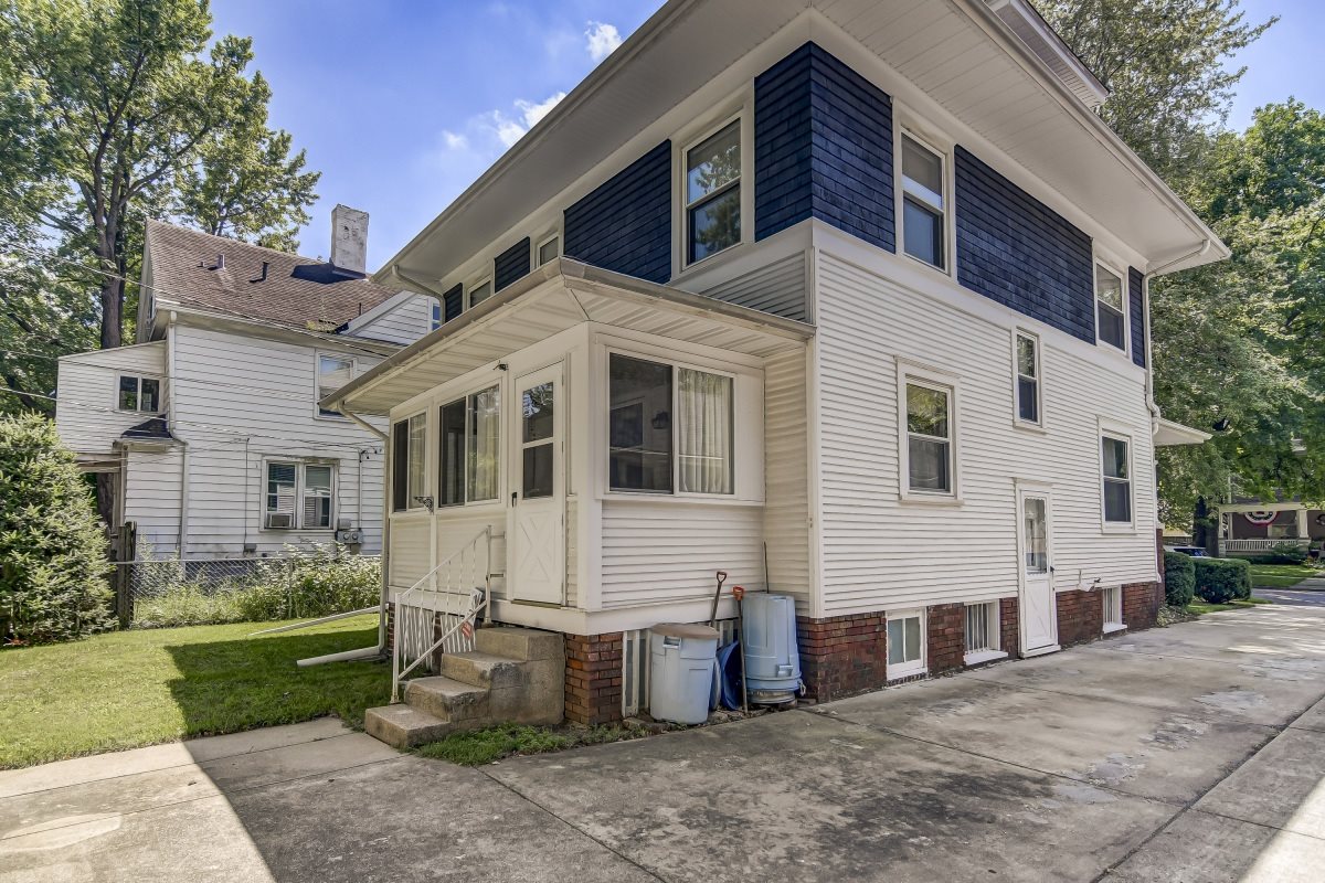 548 South State Street Springfield, IL 62704 - Photo 31 of 36