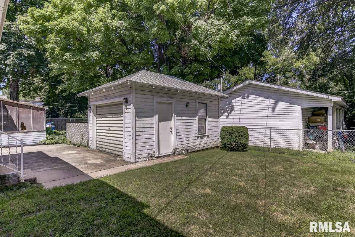 548 South State Street Springfield, IL 62704 - Photo 33 of 36
