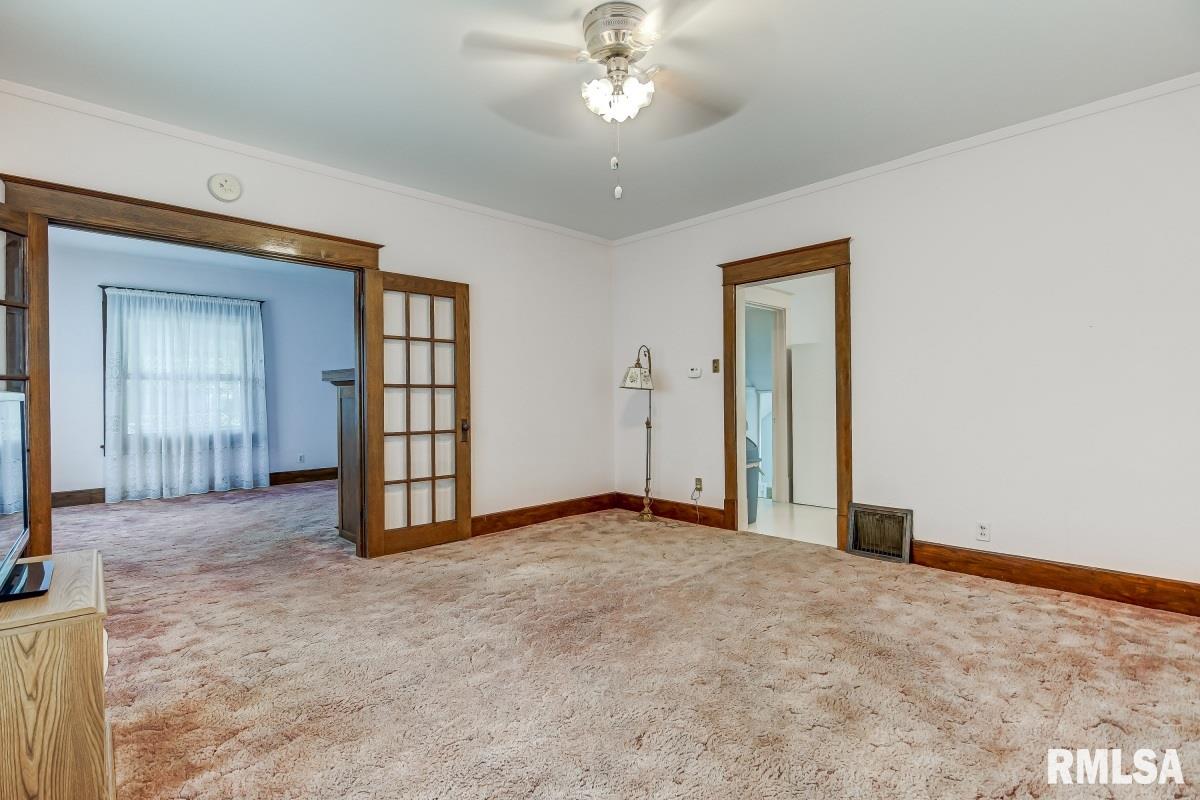 548 South State Street Springfield, IL 62704 - Photo 8 of 36