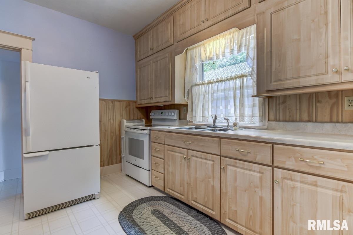 548 South State Street Springfield, IL 62704 - Photo 10 of 36