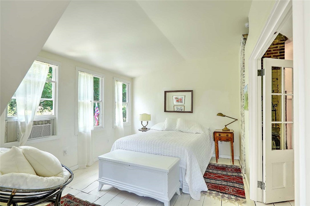 26 Bridge Street Warren, RI 02885 - Photo 19 of 42