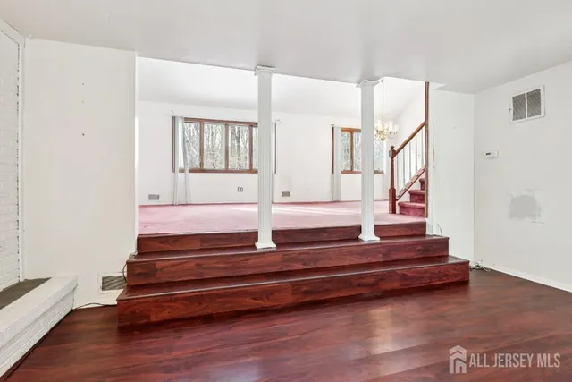 $599,900 | 25 Morsell Place, Old Bridge, NJ 08857