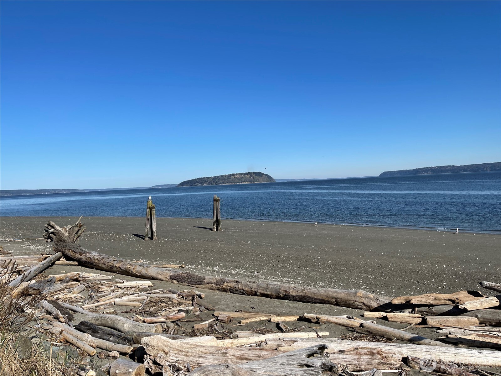 74 M Skagit Way Hat Island, WA 98201 - Photo 19 of 31 a view of a ocean view