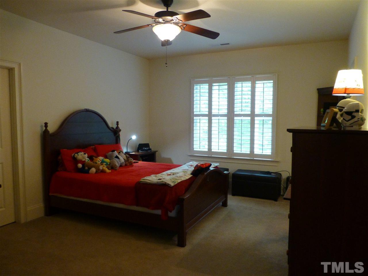 2433 Trenton Woods Way Raleigh, NC 27607 - Photo 22 of 30 Gallery Image 22