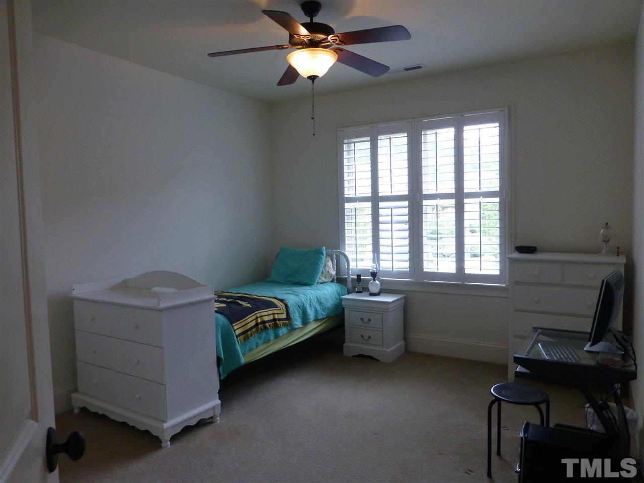 2433 Trenton Woods Way Raleigh, NC 27607 - Photo 26 of 30 Gallery Image 26