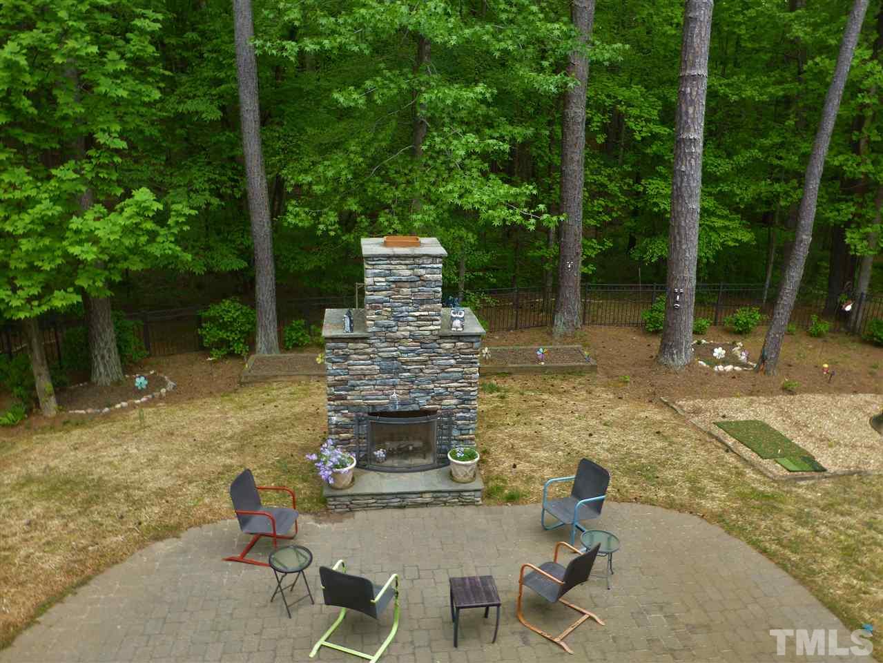 2433 Trenton Woods Way Raleigh, NC 27607 - Photo 30 of 30 Gallery Image 30