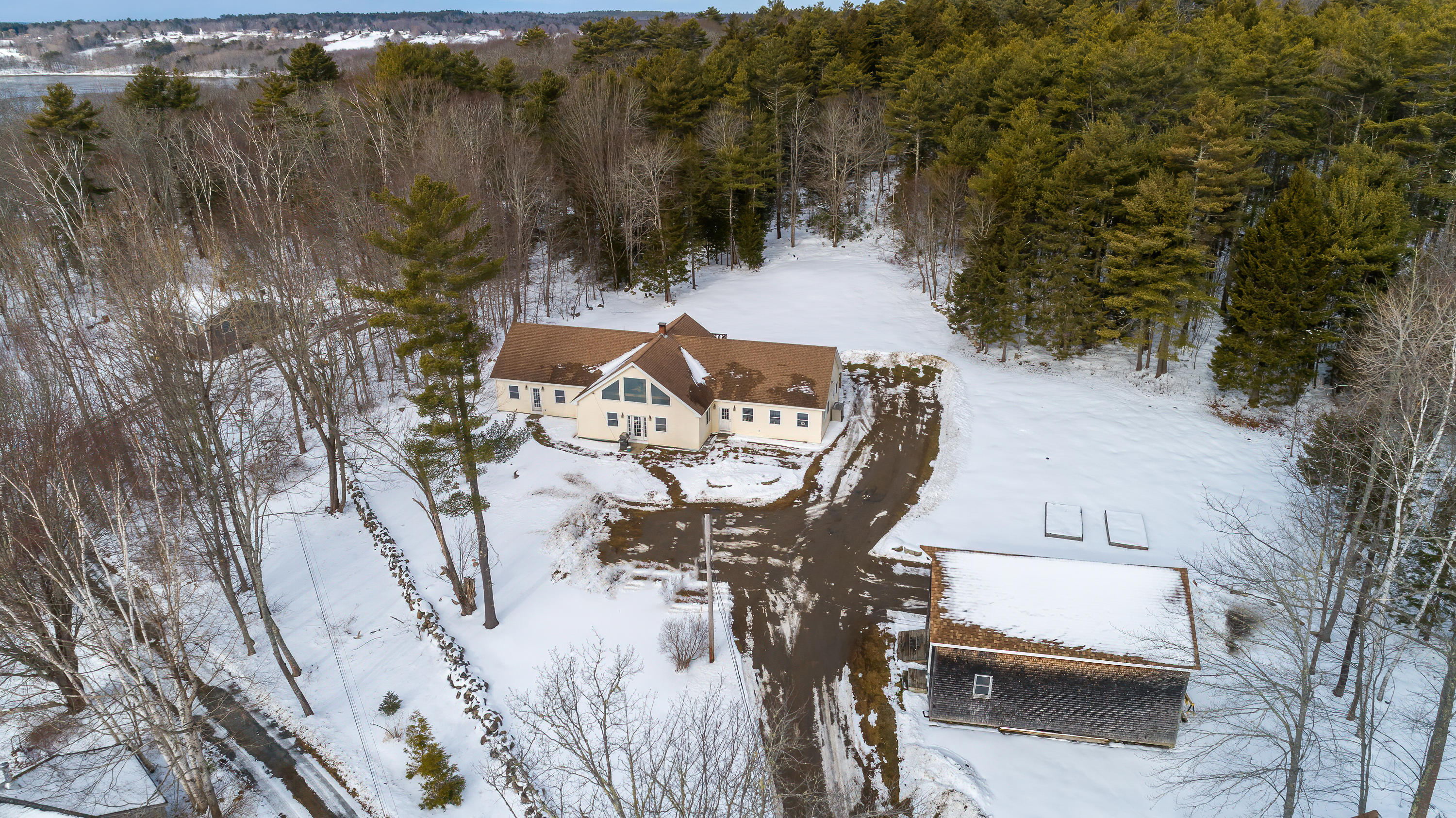 85 Hoffses Road Waldoboro, ME 04572 - Photo 2 of 54 20210205_85_Hoffes_0052