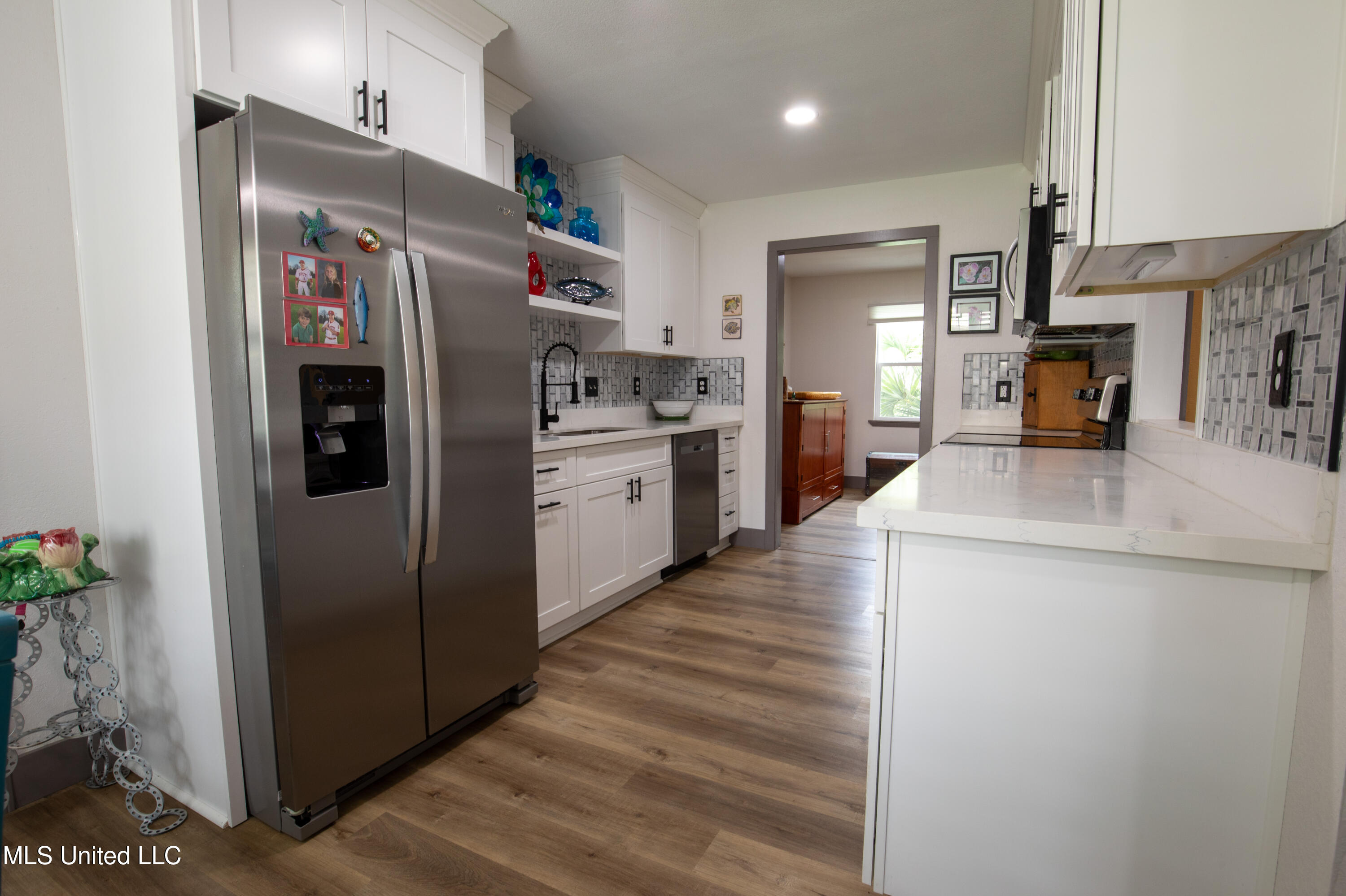3314 Nottingham Road Ocean Springs, MS 39564 - Photo 13 of 30 3314Nottingham-Kitchen4