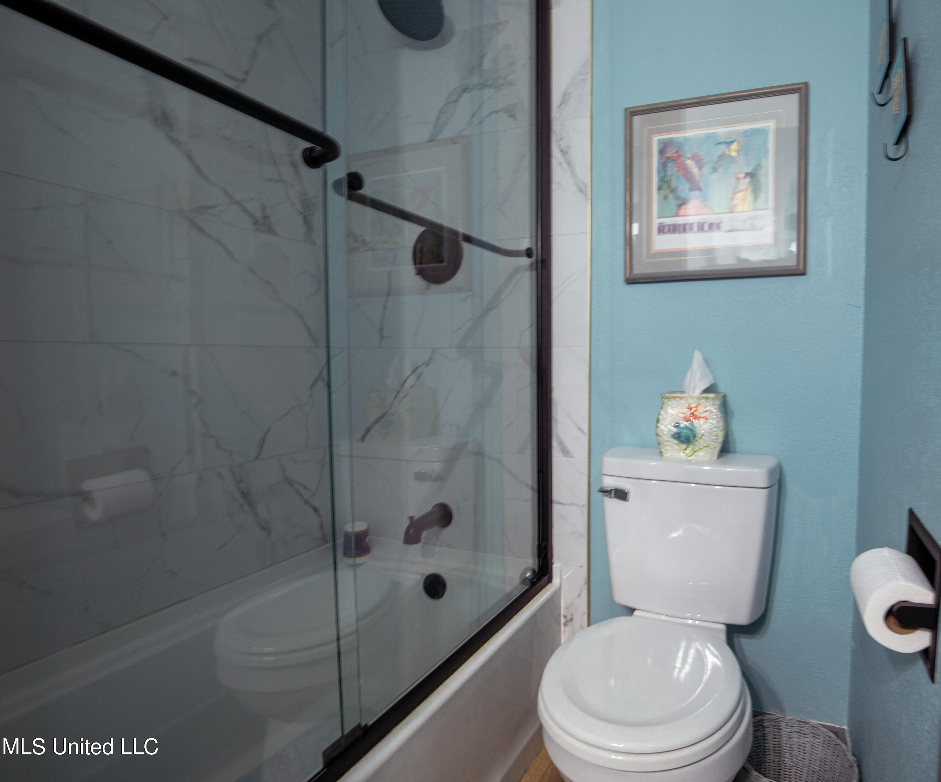 3314 Nottingham Road Ocean Springs, MS 39564 - Photo 19 of 30 3314Nottingham-GuestBath2