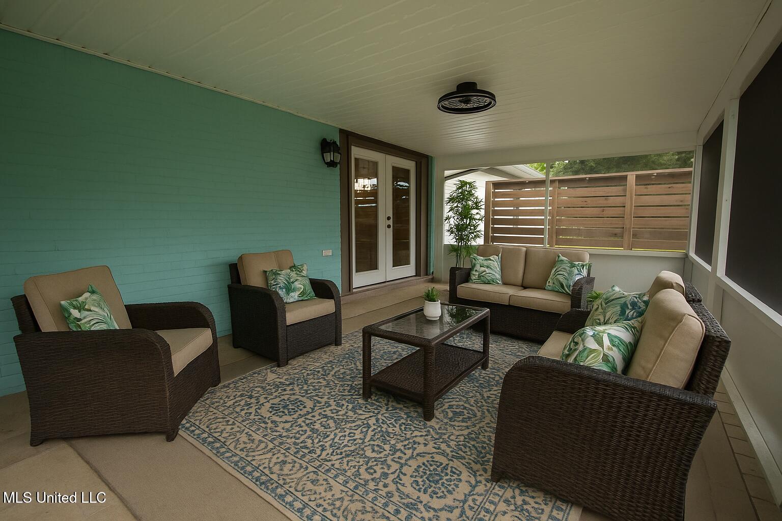 3314 Nottingham Road Ocean Springs, MS 39564 - Photo 29 of 30 3314Nottingham-PatioAI