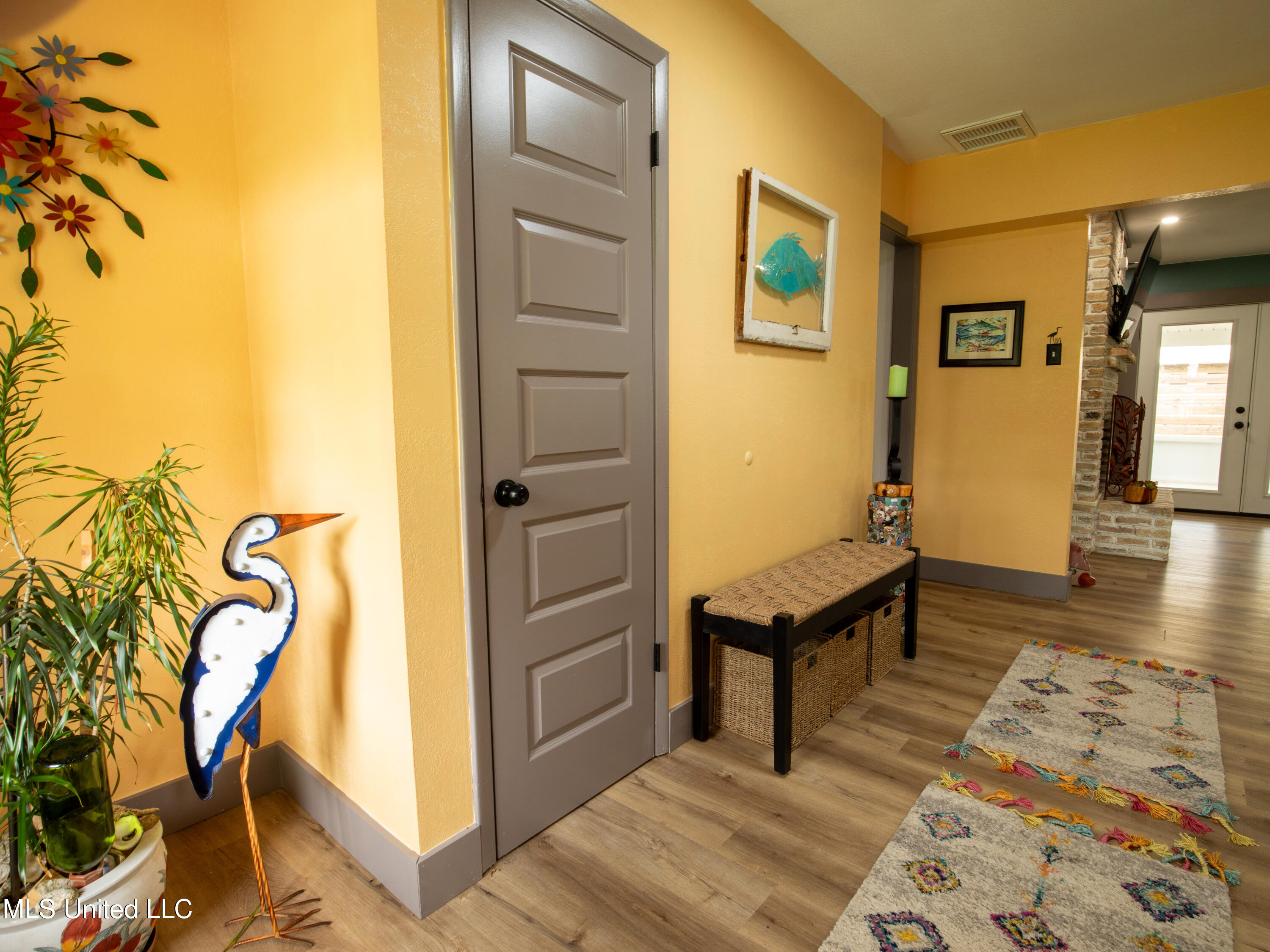 3314 Nottingham Road Ocean Springs, MS 39564 - Photo 3 of 30 3314Nottingham-EntryWay