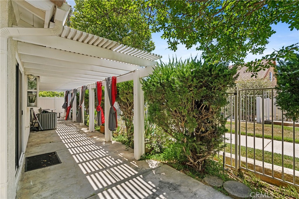 2906 Summer Set Circle Banning, CA 92220 - Photo 29 of 43 a view of a porch