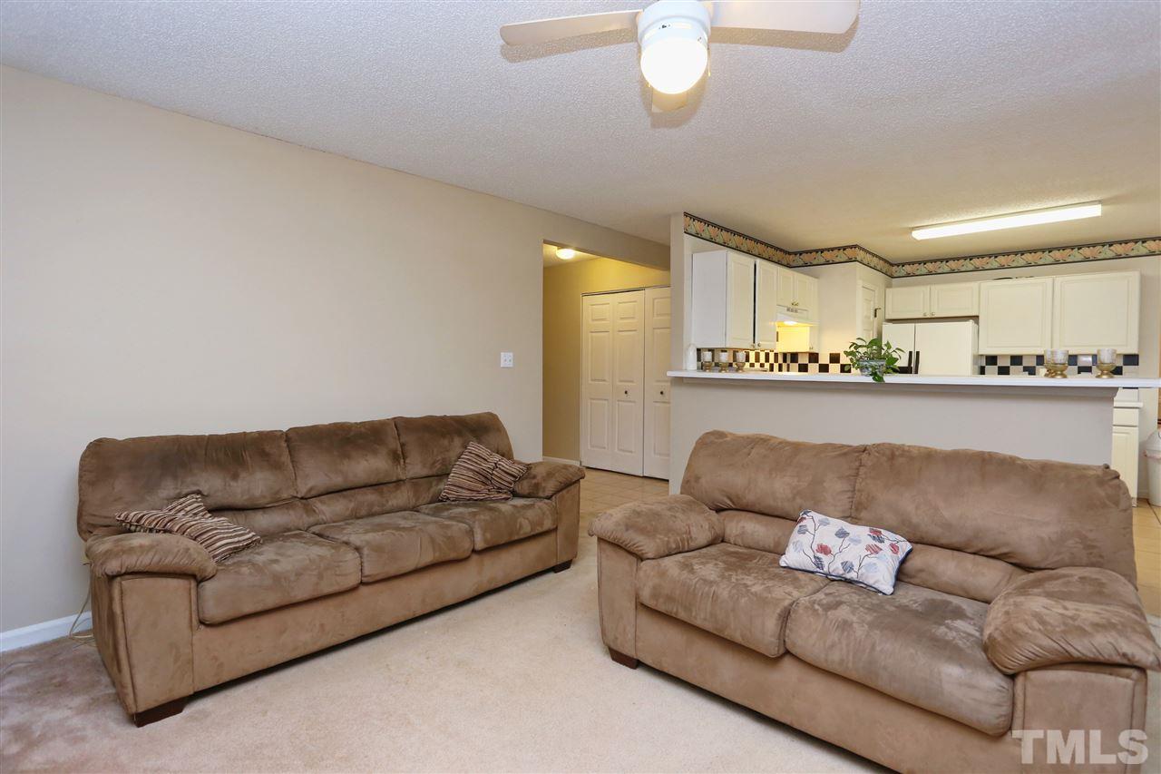5605 Preston Place Raleigh, NC 27604 - Photo 12 of 25 Gallery Image 12