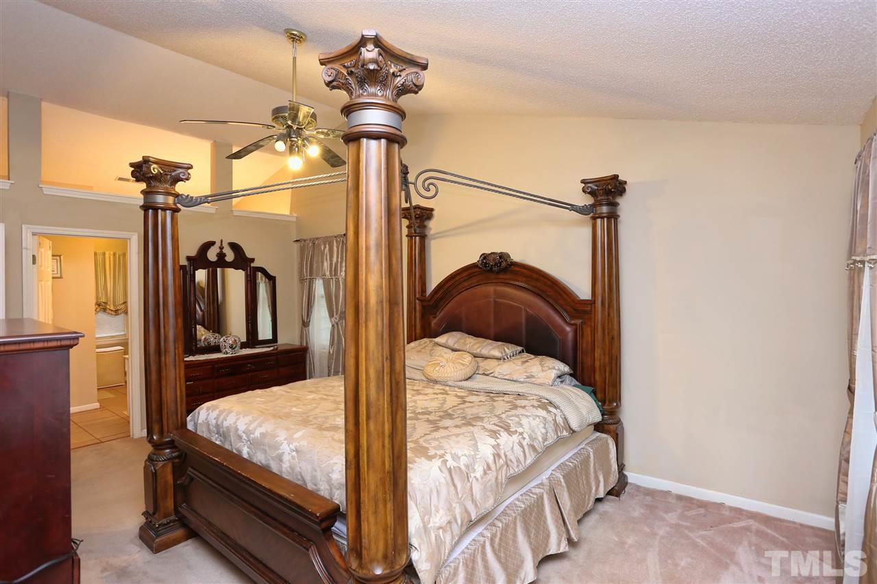 5605 Preston Place Raleigh, NC 27604 - Photo 16 of 25 Gallery Image 16