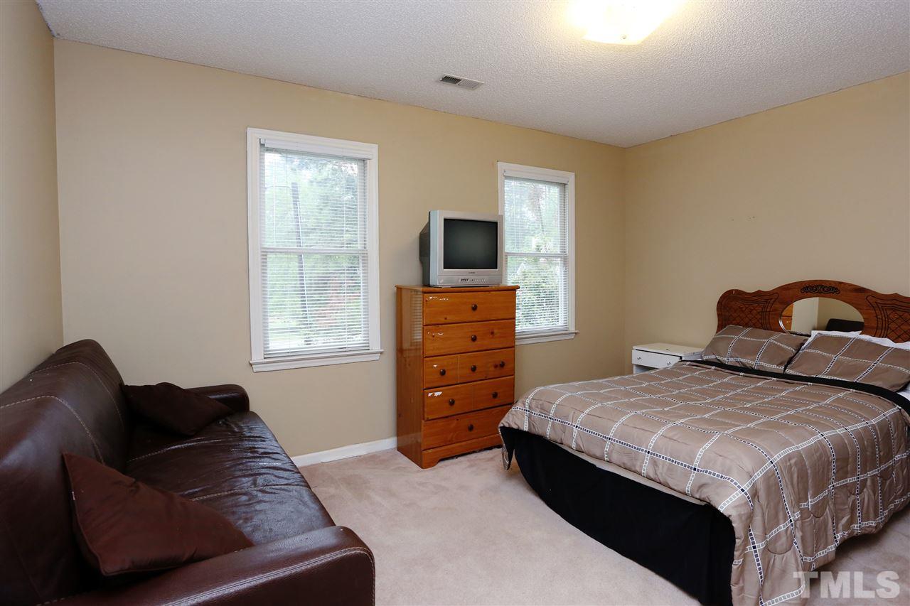 5605 Preston Place Raleigh, NC 27604 - Photo 20 of 25 Gallery Image 20