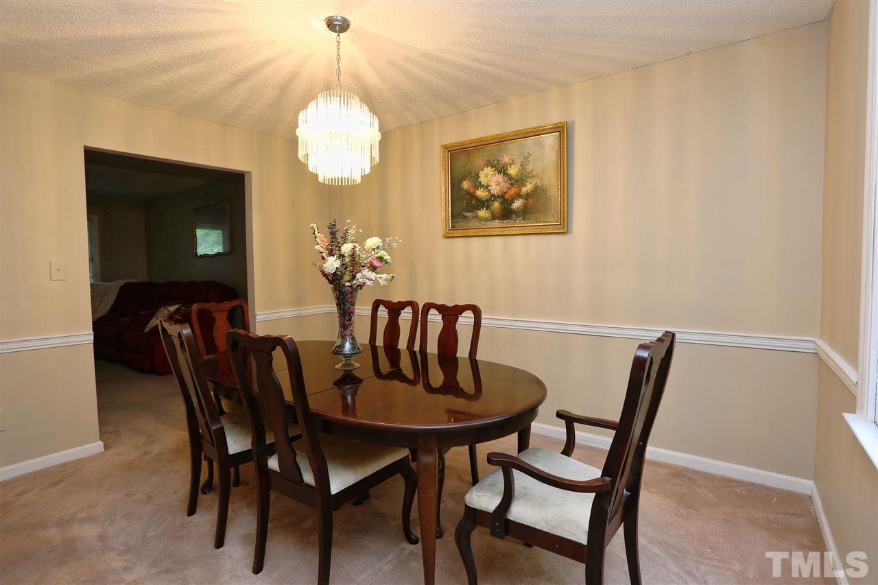 5605 Preston Place Raleigh, NC 27604 - Photo 6 of 25 Gallery Image 6