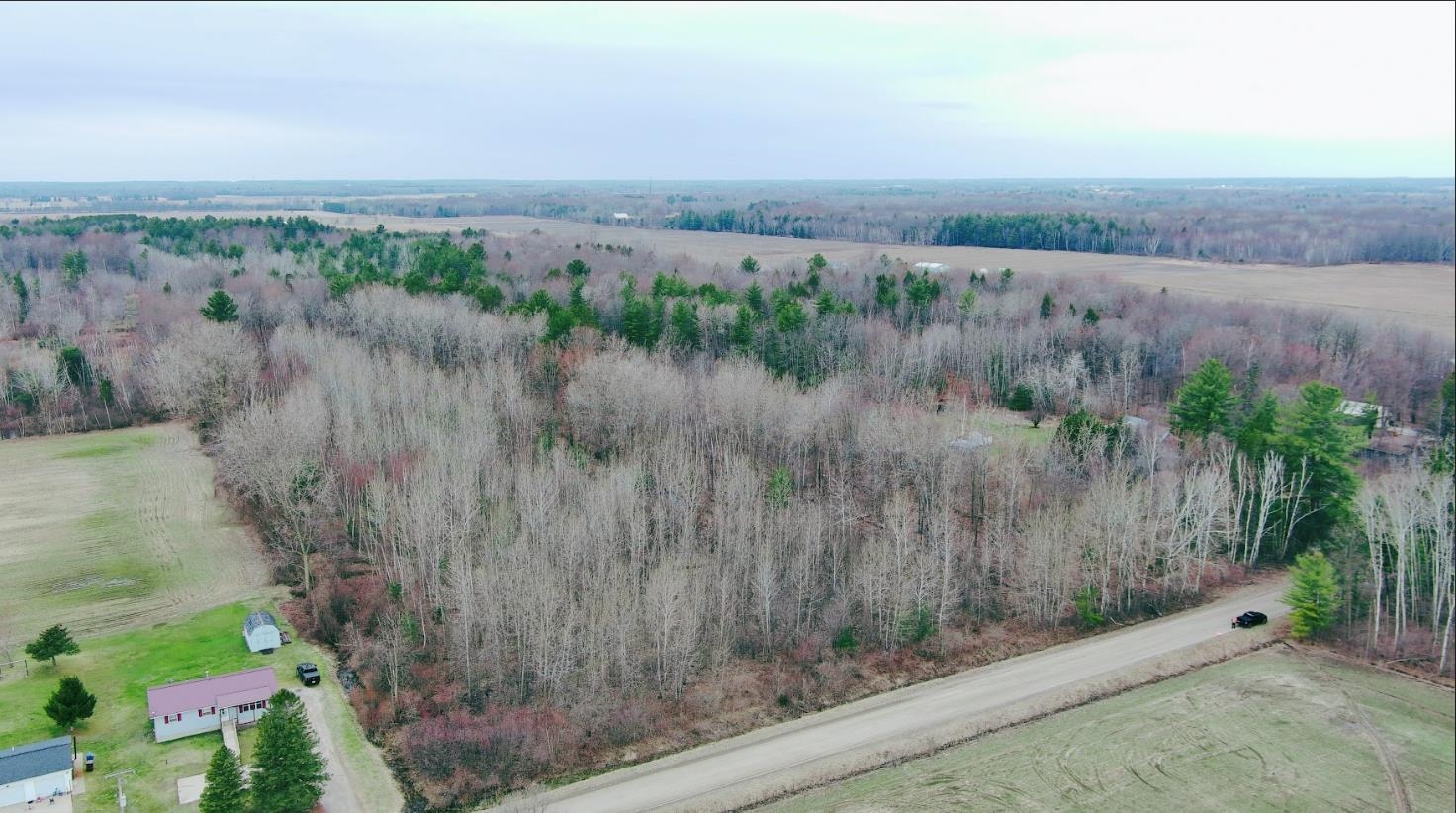 5360 Deep River Road Standish, MI 48658 - Photo 5 of 10