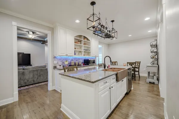 $675,000 | 340 Grand Oaks Cove, Savannah, TN 38372