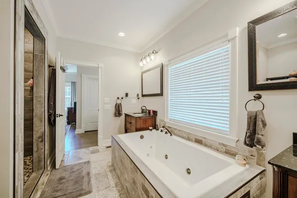 $675,000 | 340 Grand Oaks Cove, Savannah, TN 38372