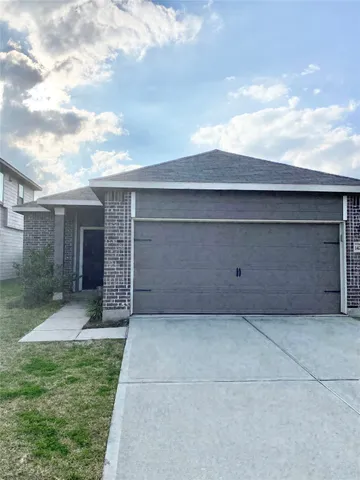 $2,300 | 14223 Grand Hills Drive, Conroe, TX 77303