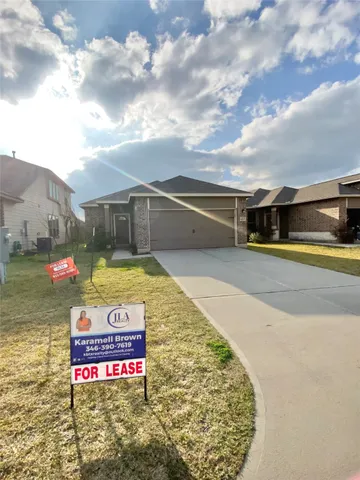 $2,300 | 14223 Grand Hills Drive, Conroe, TX 77303