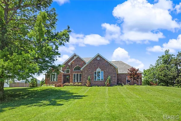 $640,000 | 250 Corvette Rose Lane, Jackson, MO 63755