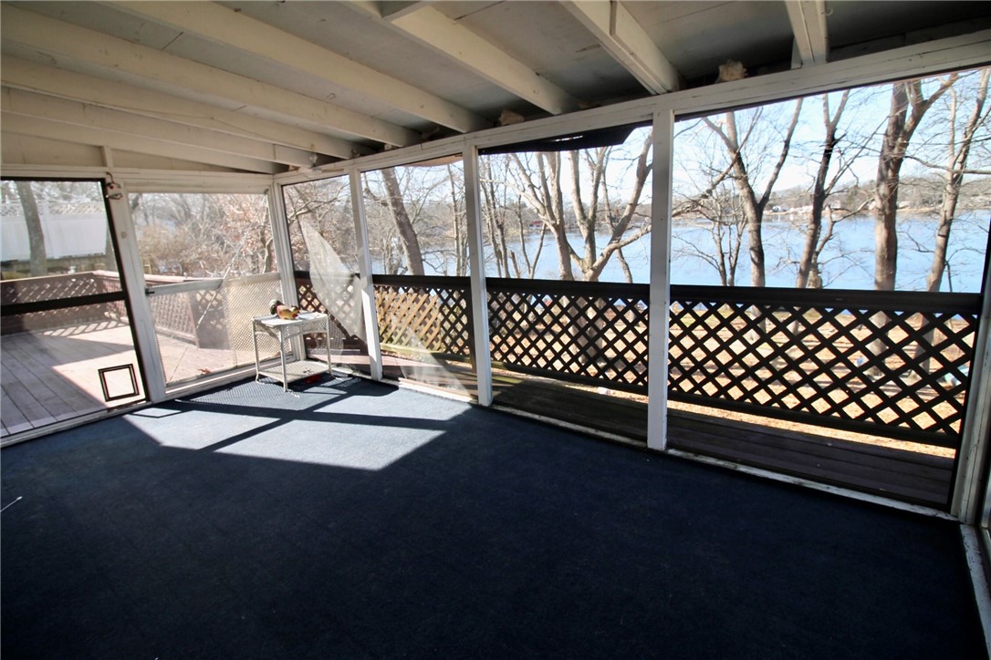 201 Edgehill Road Warwick, RI 02889 - Photo 15 of 20