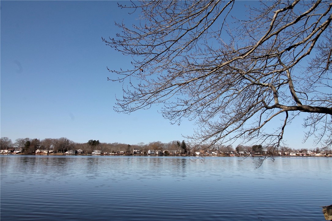 201 Edgehill Road Warwick, RI 02889 - Photo 19 of 20