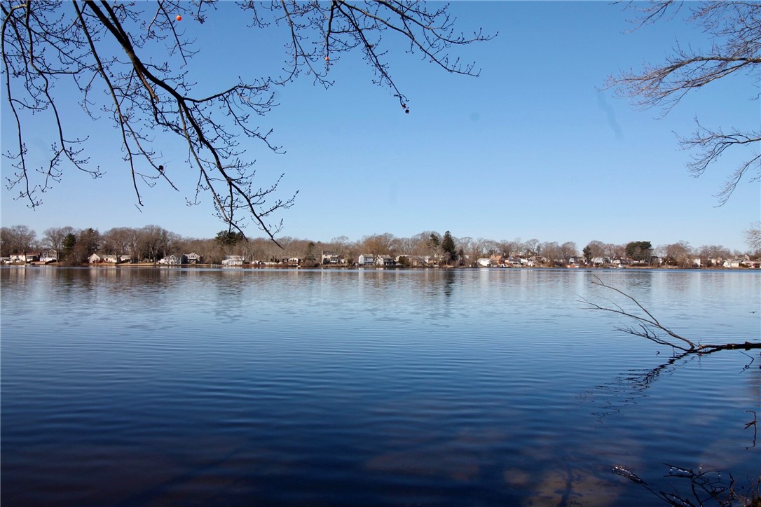 201 Edgehill Road Warwick, RI 02889 - Photo 20 of 20