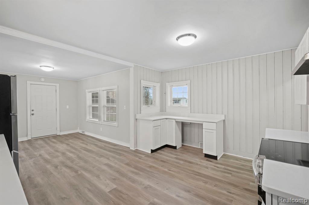 5035 Center Road Linden, MI 48451 - Photo 16 of 88