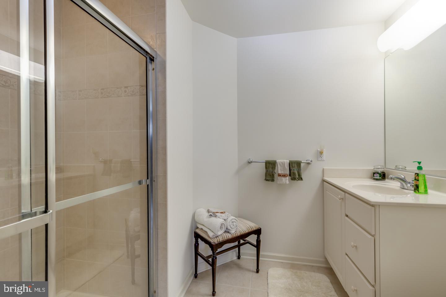 508 Legends Court Mickleton, NJ 08056 - Photo 35 of 53 Full bathroom in Bedroom 3